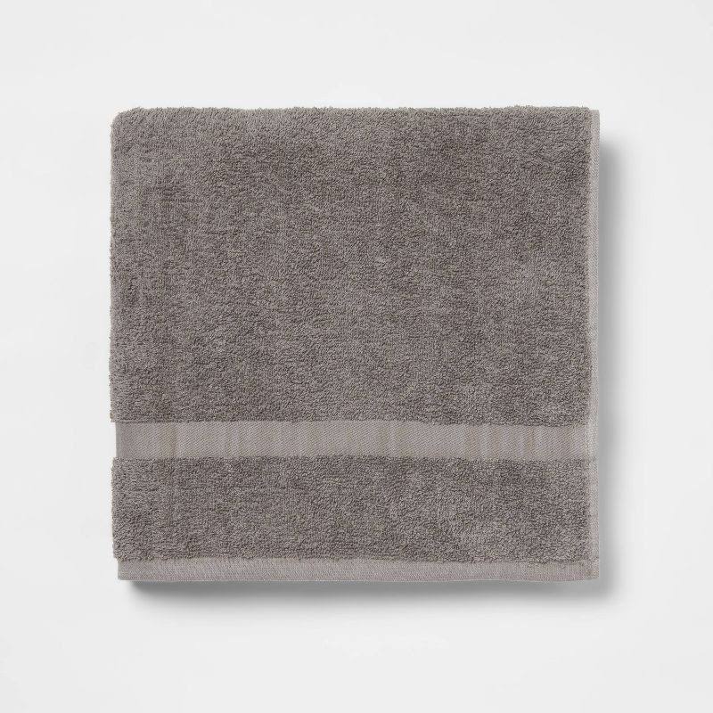 Room Essentials Bath Towel Dark Gray